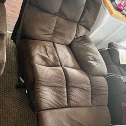 Free! Dark brown Recliner