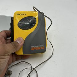 Sony Sports Walkman Stereo Cassette Player Radio AM/FM  WM-SXF30 -  TESTED WORKS
