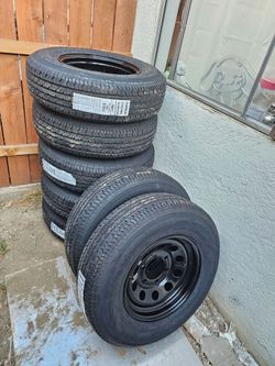 NEW TRAILER TIRE 6 LUGS,225/75R15
SALE TIRE AND WHEEL EACH FOR SALE TOGHETER,ESPECIAL FOR TRAILERS ONLY FOR ANY QUESTION TEXT ME PLEASE HABLO ESPAÑOL