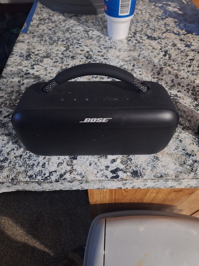 Bose Soundlink Max Portable Speaker 