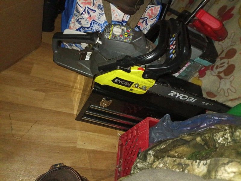 Ryobi Chainsaw