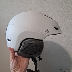 Mips snowboarding helmet