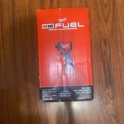 (1)Milwaukee M18 Brushless Fuel Impact Driver (2953-20) Tool Only 