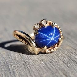 14K Yellow Gold 1.5ct. Blue Oval Star Sapphire & Diamond Ring