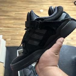 BAD BUNNY BACK TO SCHOOL