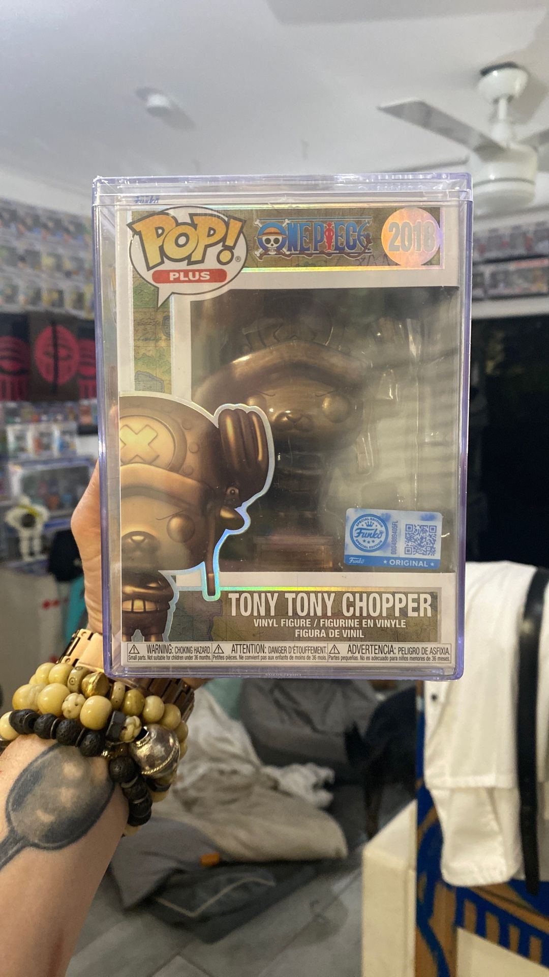 SEALED One Piece Tony Tony Chopper Bronze Funko Limited edition + Protector