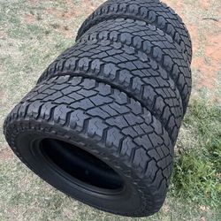265/70R17 Cooper S/T MAXX Tire Set of 4