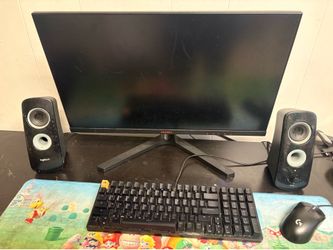 Power Gaming Monitor and Razer PC Setup 165HZ
