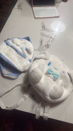 Cinnamon roll purse/backpack