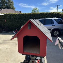 Free Dog House