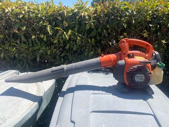 Husqvarna 125B gas blower