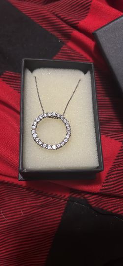 Zales circle sterling silver necklace