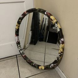 Accent Round Mirror – Floral Design, Modern Boho Look