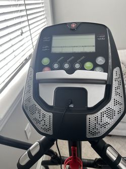 2018 Schwinn A40 Elliptical Very Good Condition Magnetic Resistance - Garden City, NY