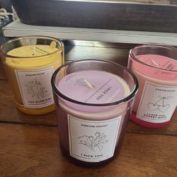 4 different candles, brand new - Candle Lot 