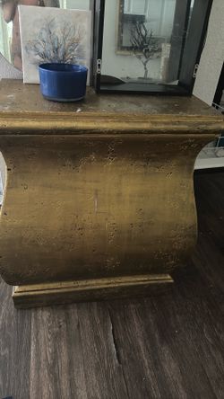 GOLD SIDE BAR