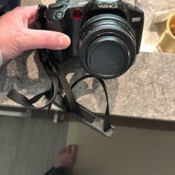 Camera Yashika 300 Auto Focus
