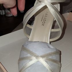 Satin Wedding / Bridal Sandle Size 7us./uk5