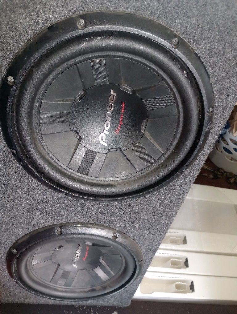 Speaker Box