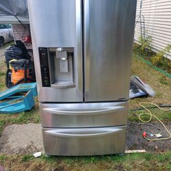 LG French Door Refrigerator W/ Dual Freezer Doors