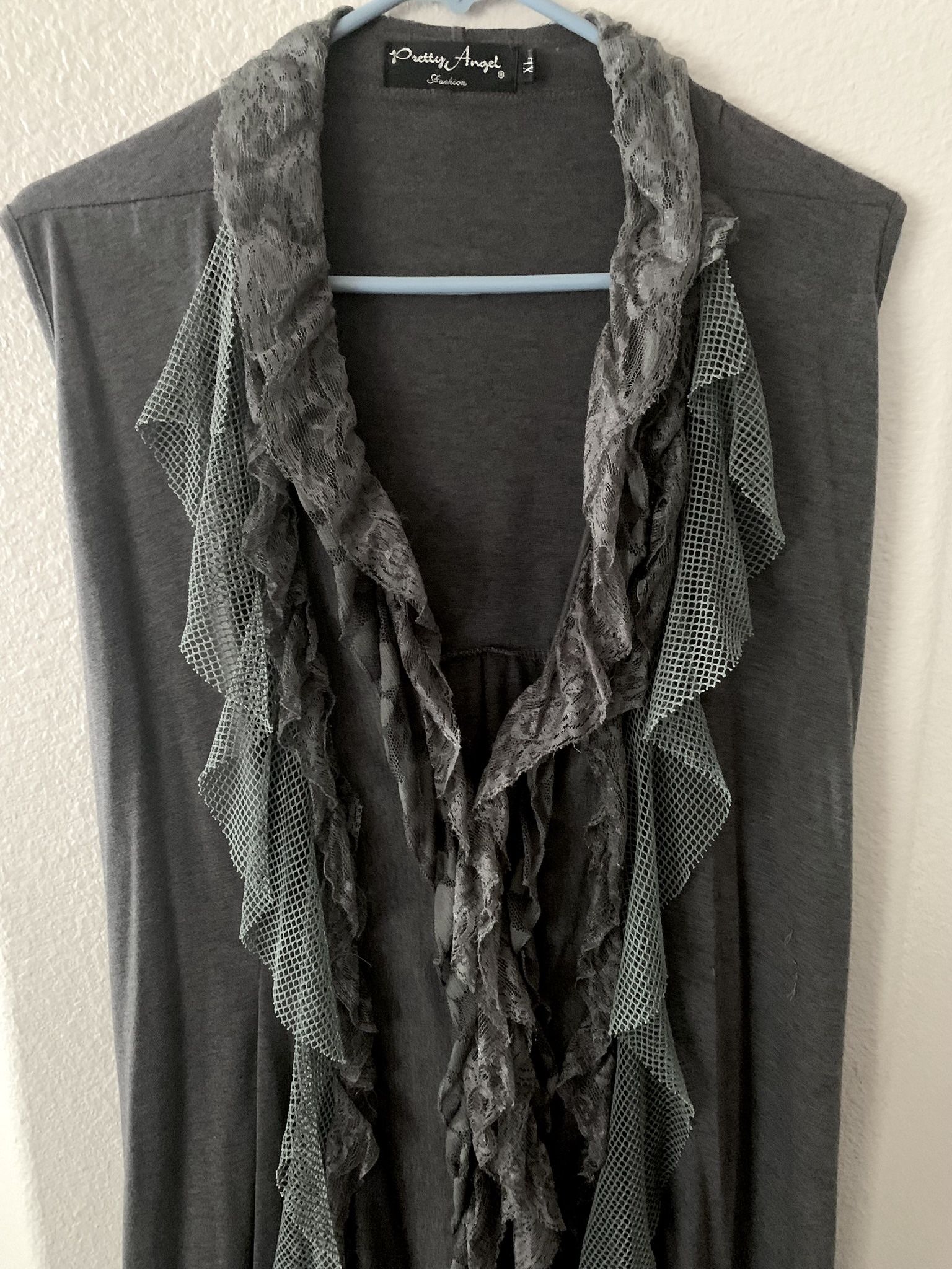 Ruffled Sweater Vest Size X-Large