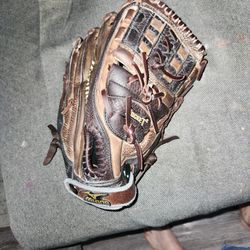 Baseball Glove  Size 12 .5 Inch