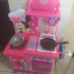 Minnie Kitchen Play Set