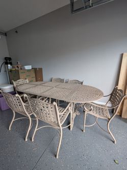 Cast Iron Patio Dining Set with 6 Chairs