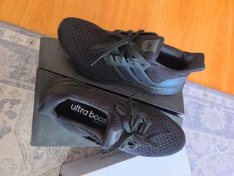 Adidas ultra boost size 6.5 men