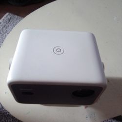  GAIMOO(smart Projector )Bluetooth (Can Sync To Phone) And Wifi
