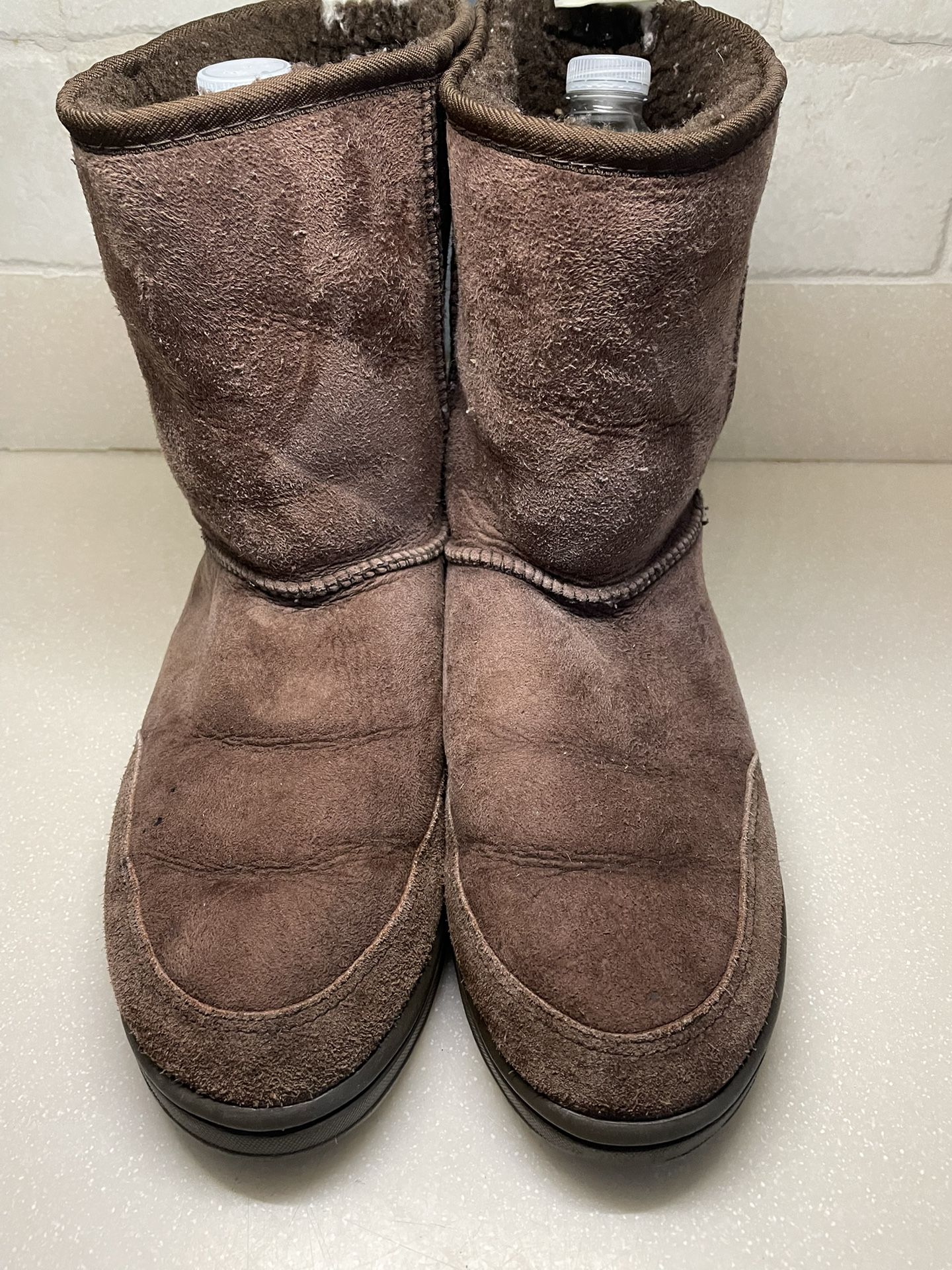 UGG Ultra Short Boots Mens #5220 Brown Wool Lining Size 10