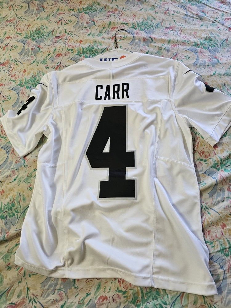 Raiders Nike Derek Carr Men White Jersey, Size Medium