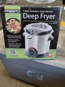 Deep fryer new 30.00