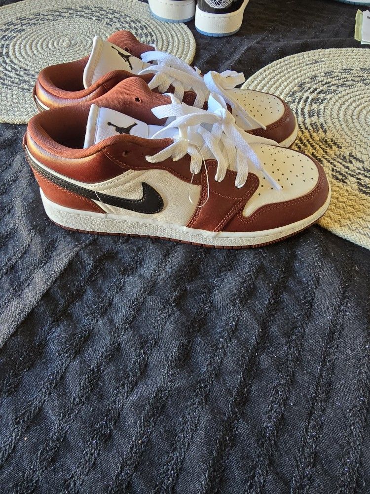 jordan 1 low