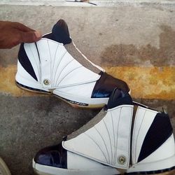 2016 Jordan 16 Midnight Navy Sz 9