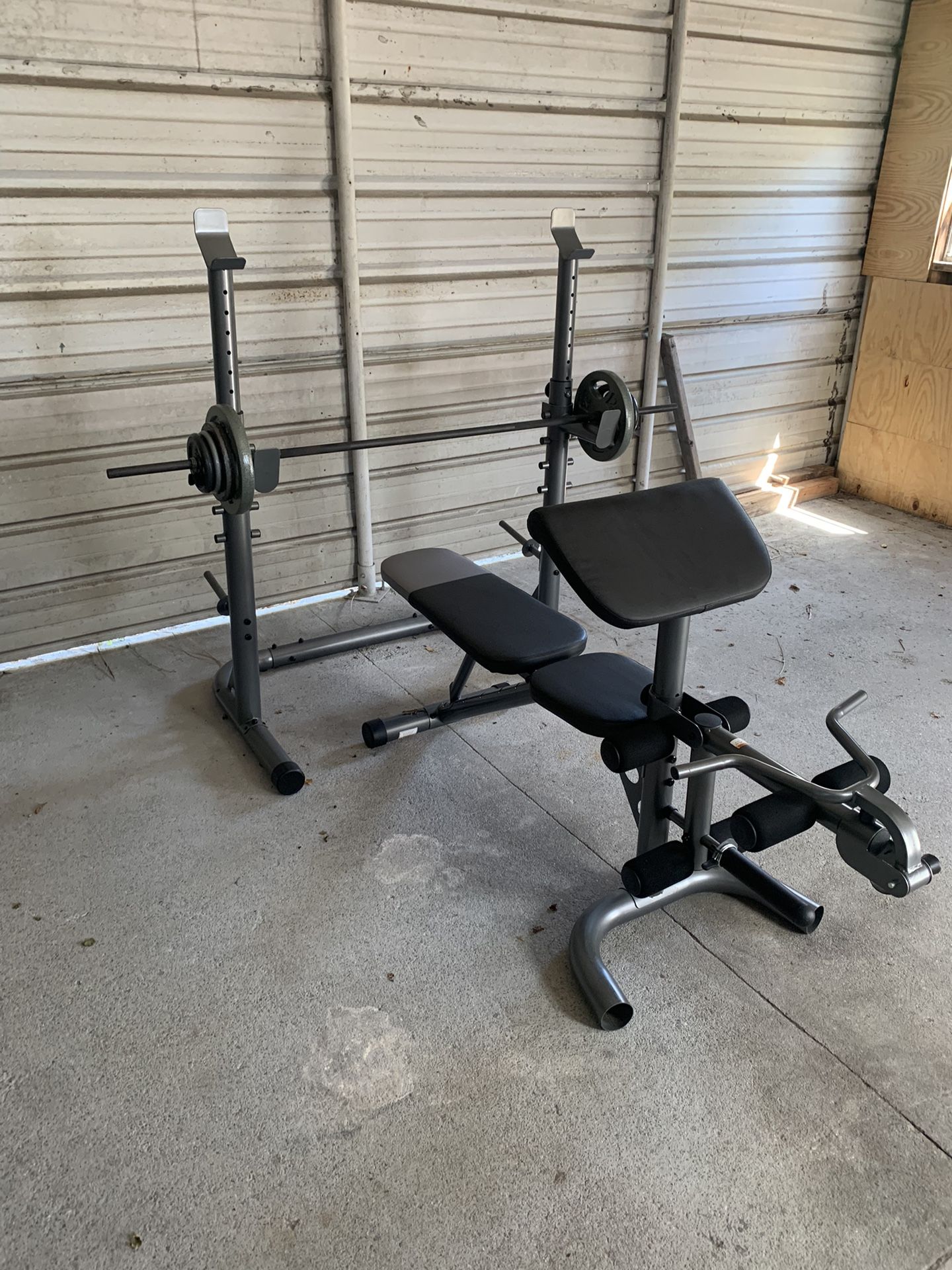 Workout Bench, Bar, Weights And Rack for Sale in Tampa, FL OfferUp