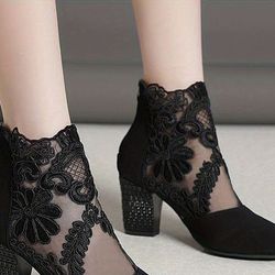 Women's Floral Lace Pattern Boots Size 7
