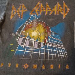 Vintage Genuine 1983 Def Leppard Pyromania T Shirt (Not Reproduction)