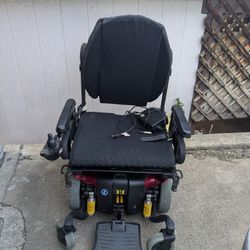Jazzy 614 Power Chair
