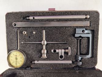 Starrett Universal Dial Indicator VTG