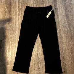 Black Essentials Sweats Baggy