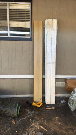 Floor laminate 2 boxes free