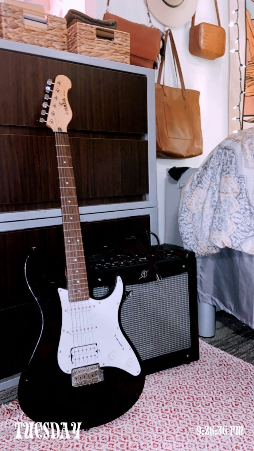 Electric Guitar & Amp (Fender)