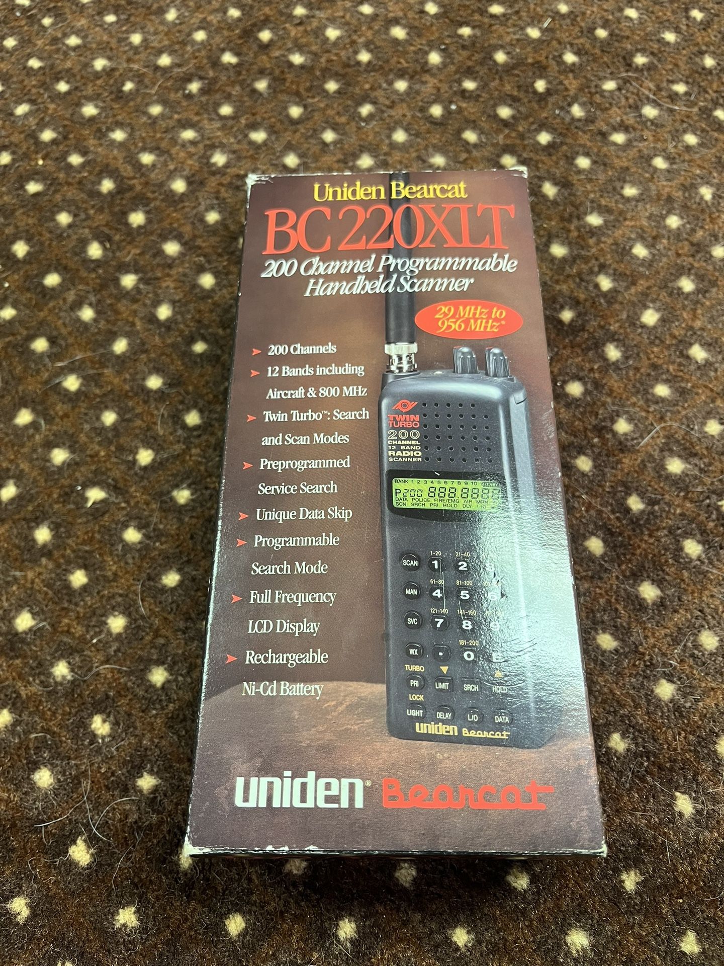 Uniden Bearcat Scanner BC 220XLT New In Box NIB