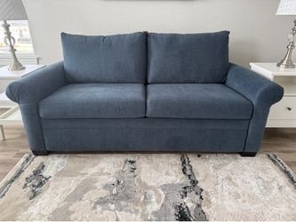 Brandon Sleeper, Frame: Queen Sleeper - Brandon, Body Fabric: MRT0040 Merit Eclipse (Havertys)