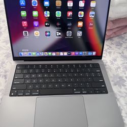 MacBook Pro 14inch 2022 M1