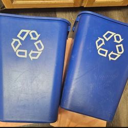 Recycling containers