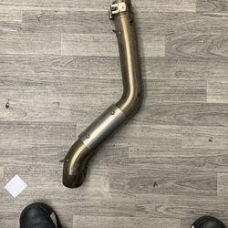 $20. 2004 Yamaha R6 Midpipe Exhaust 