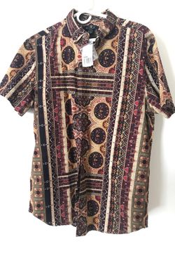 Men’s size large shirt. New