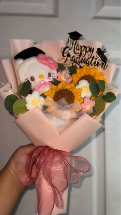 Mini Hello Kitty Graduation Bouquet 🌸
